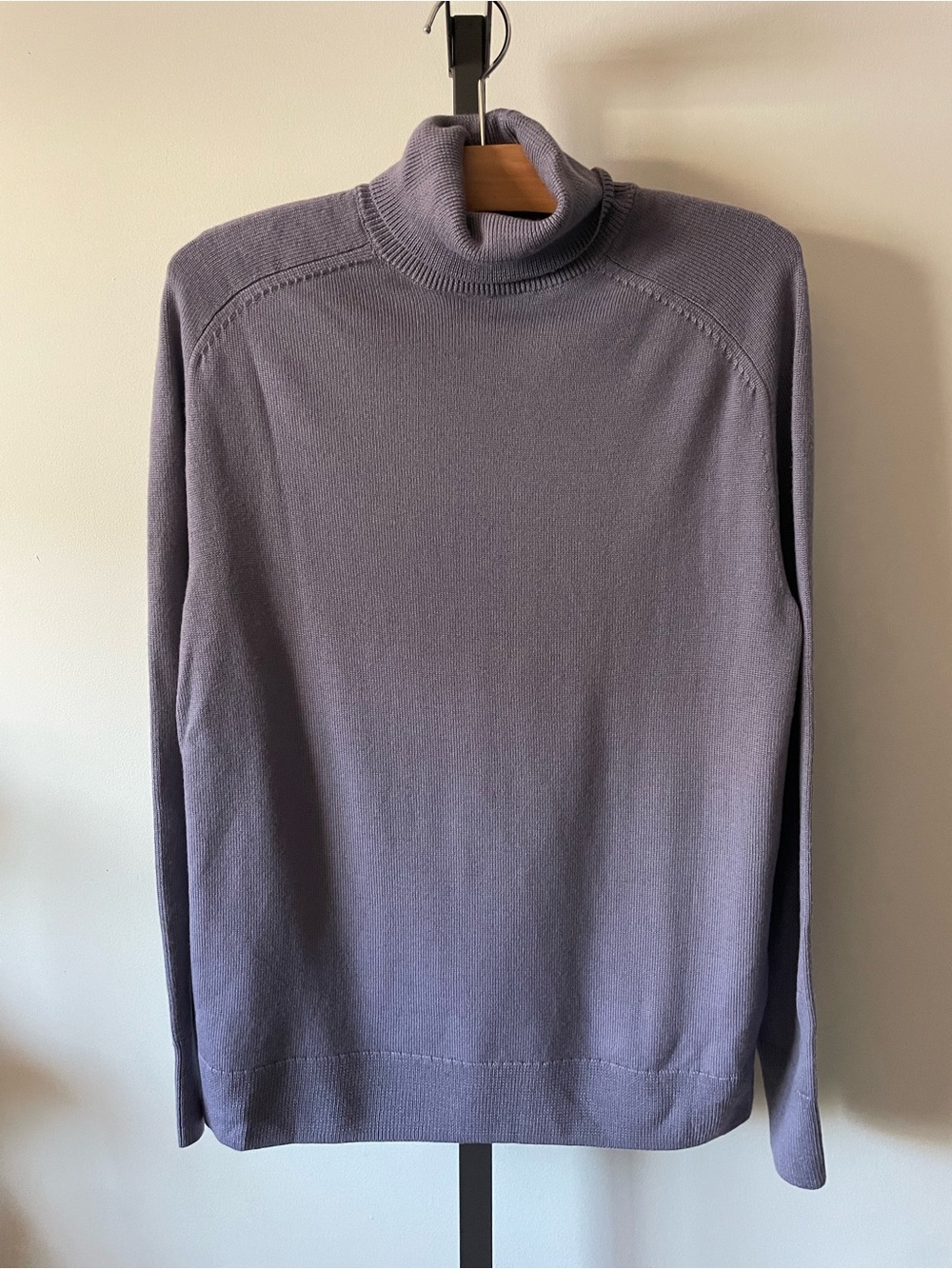 NEW Wilfred 100% Merino Wool Turtleneck Knit Sweater Dusty Purple Size Small